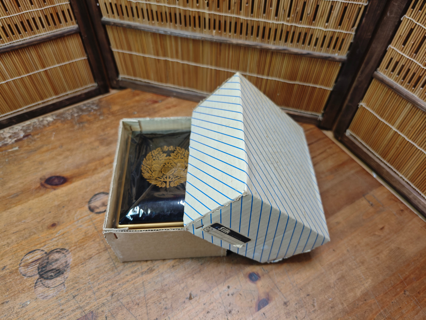 Japanese Wasanbako Lacquer Buddhist Hymn Box Gold Makie w Box