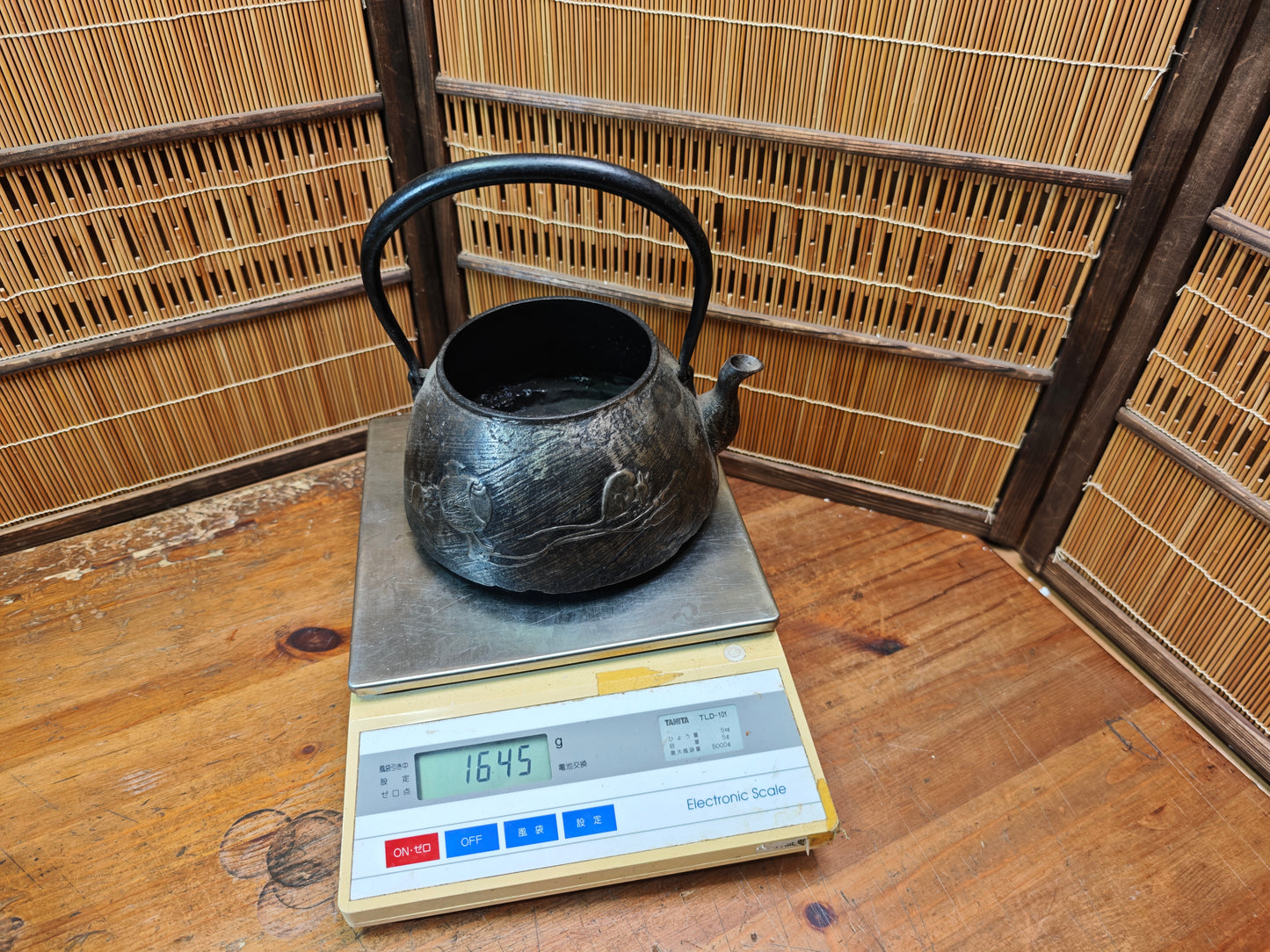 Antique Japanese Nambu Tetsubin Cast Iron Kettle Mouse Motif Signed Rare