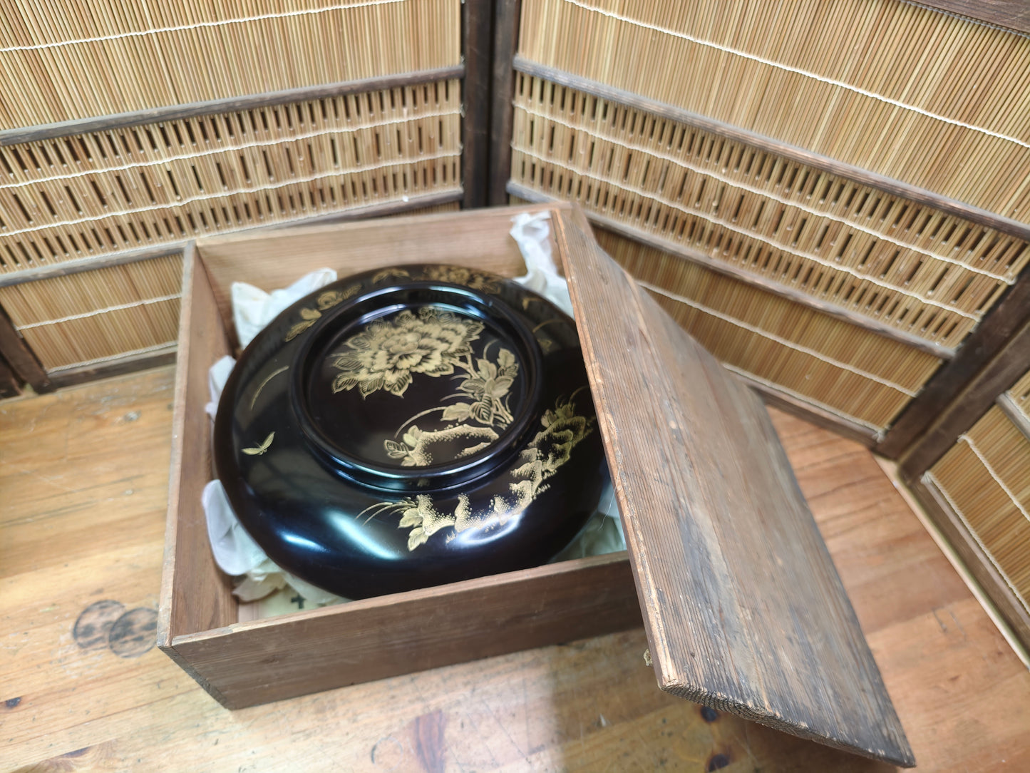 Antique Wajima Nuri Lacquer Bowl 1900s Gold Maki-e Peony Signed Box