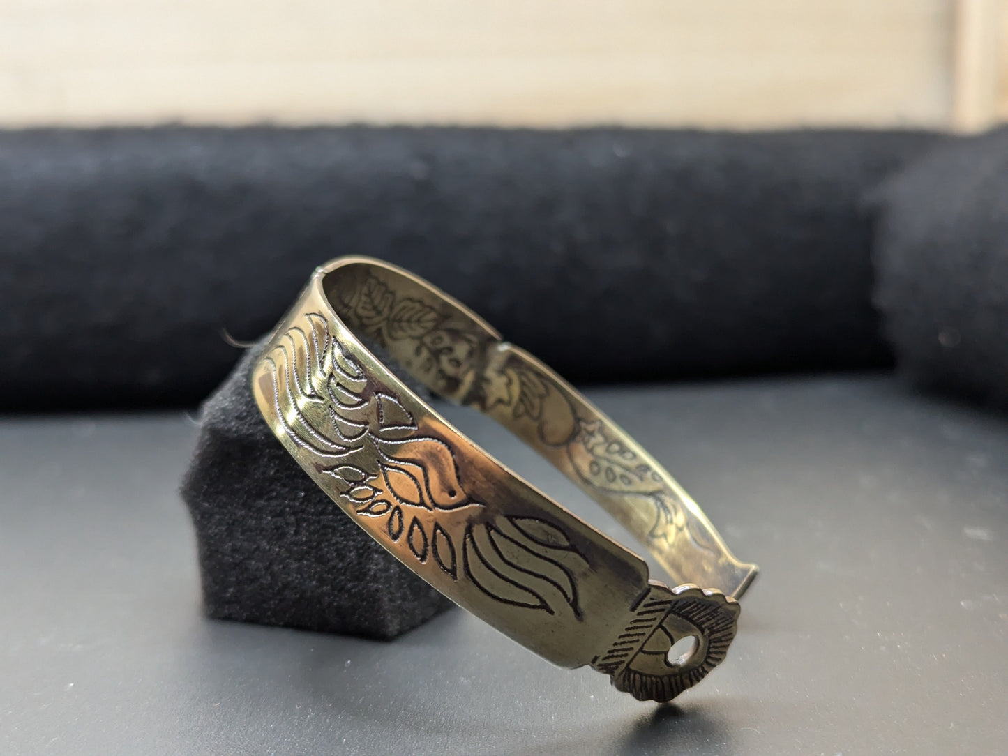 Japanese Antique Extremely Rare from the Early 1920s Bangle (A92)