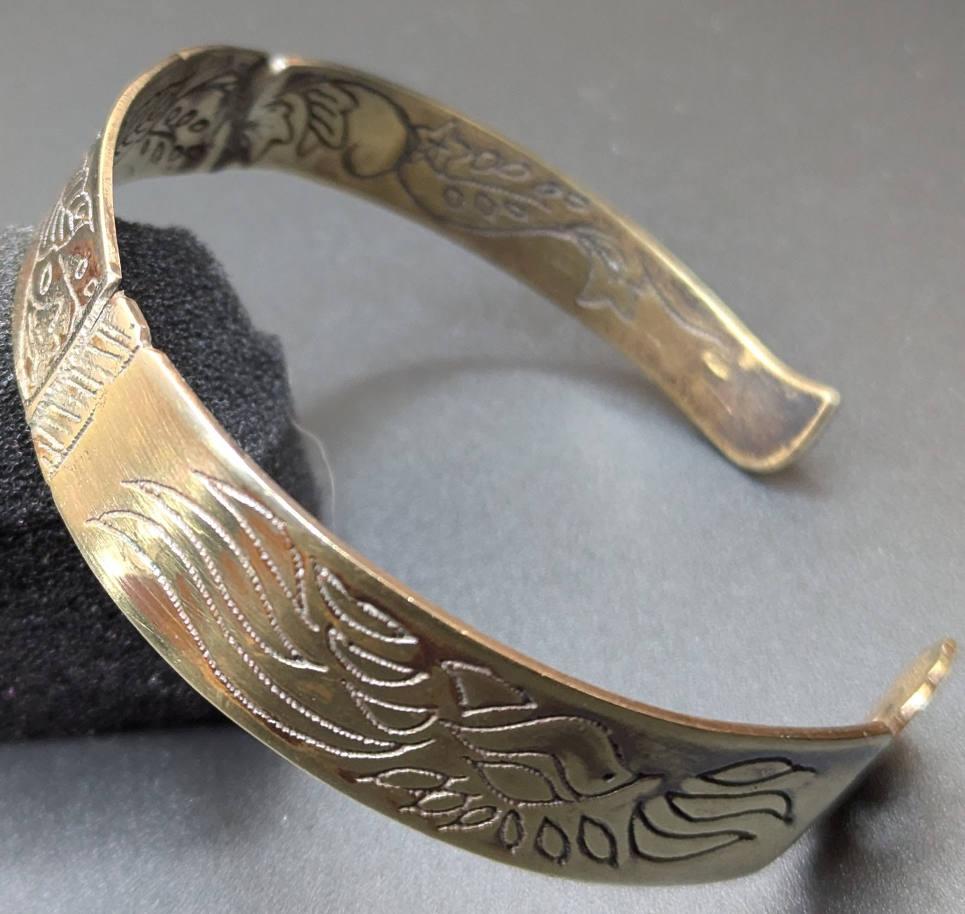 Japanese Antique Extremely Rare from the Early 1920s Bangle (A92)