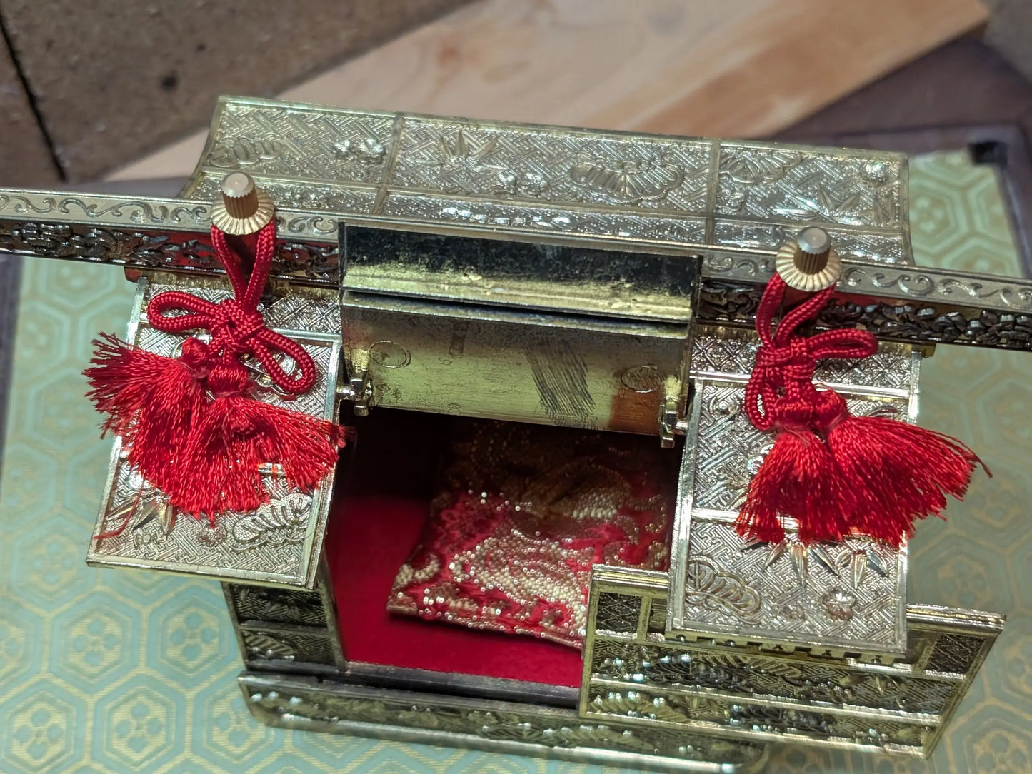 Japanese Antique Doll Girl Festival Handmade edo period taxi box late 1930s Made in Japan (J2) 1900s store