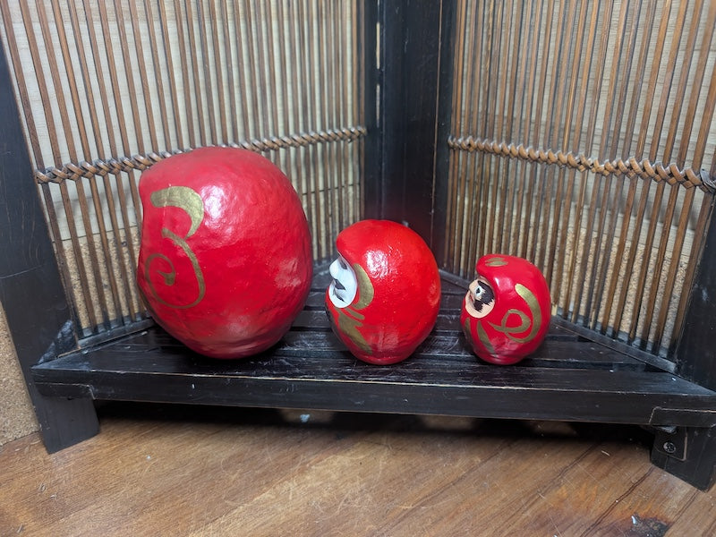 Vintage Japanese Daruma Kokeshi Doll Set – Handmade & Hand-Painted (3 Sizes)