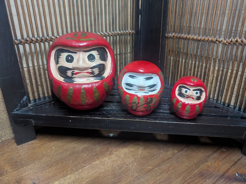Vintage Japanese Daruma Kokeshi Doll Set – Handmade & Hand-Painted (3 Sizes)