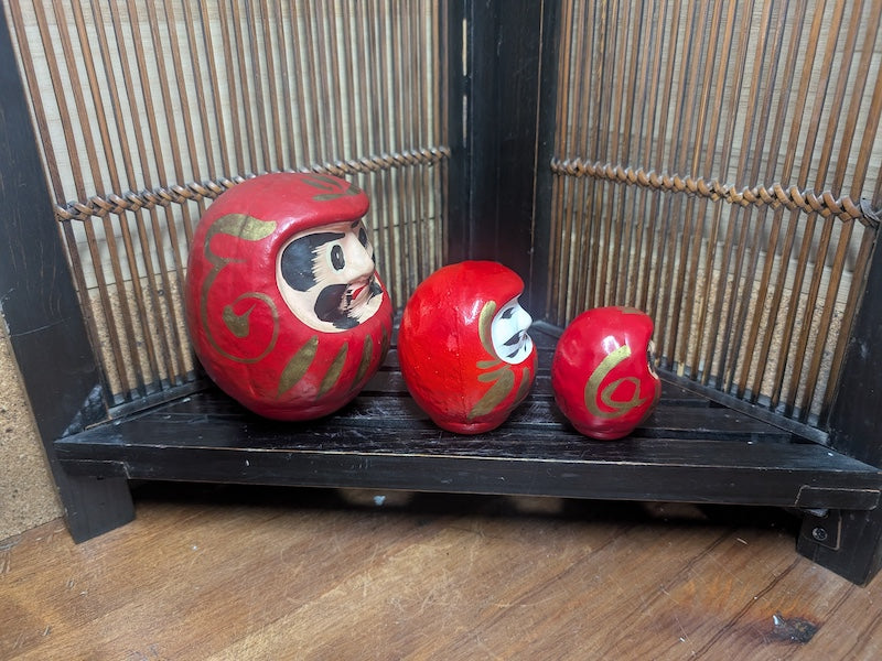 Vintage Japanese Daruma Kokeshi Doll Set – Handmade & Hand-Painted (3 Sizes)