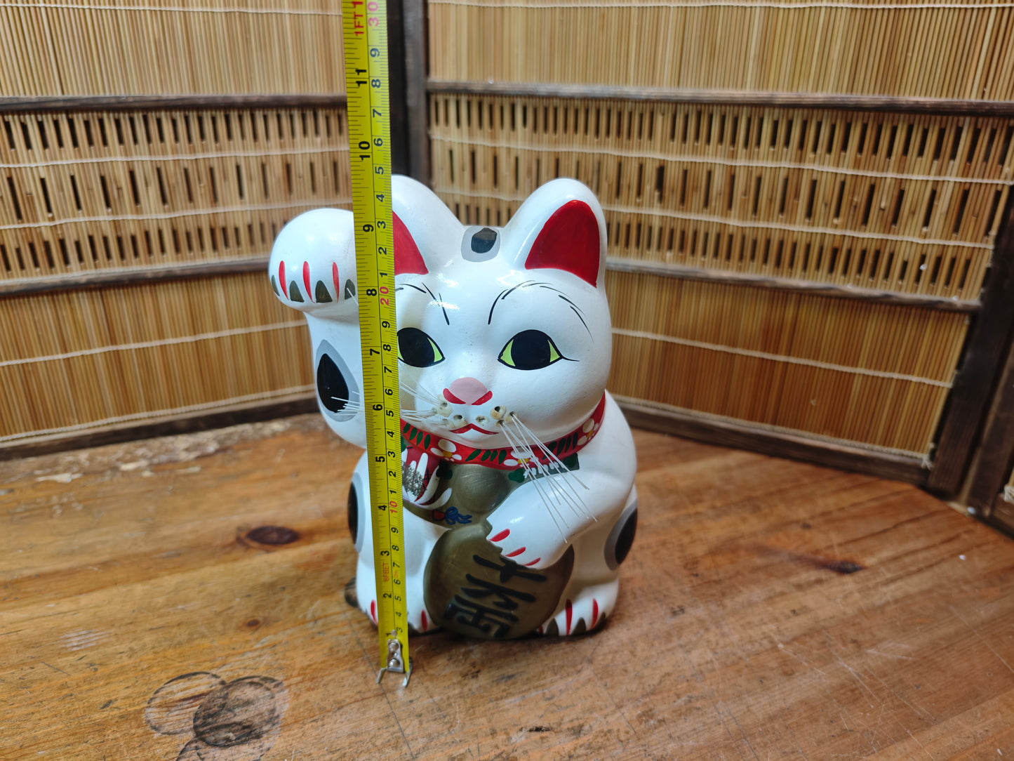 Vintage Japanese Maneki Neko Lucky Cat 1998 Heisei Signed Pottery Made in Japan