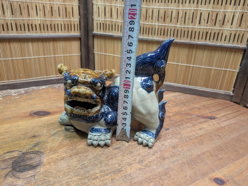 Vintage Japanese Shisa Lion Statue Okinawa Right-Side Japan Auction