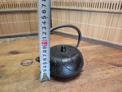 Japanese Nanbu Tekki Teapot Vintage Cast Iron Tetsubin Iwate Craft