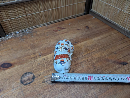 Rare Imari Maneki Neko Sleeping Cat Figurine with 24K Gold Details
