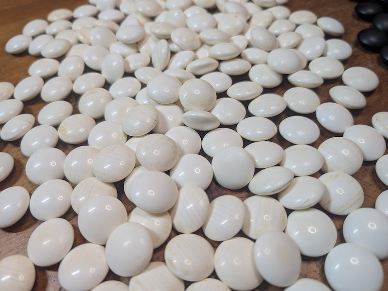Rare Japanese Go Game Set Nachi Hamaguri Shell Stones Bamboo