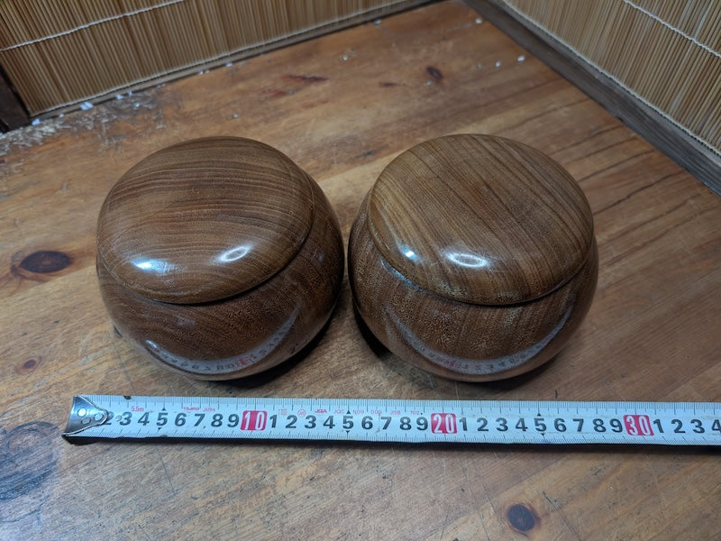 Rare Japanese Go Game Set Nachi Hamaguri Shell Stones Bamboo