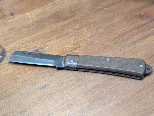 1950s Japanese Vintage Electrician Knife – Rare Collector’s Piece