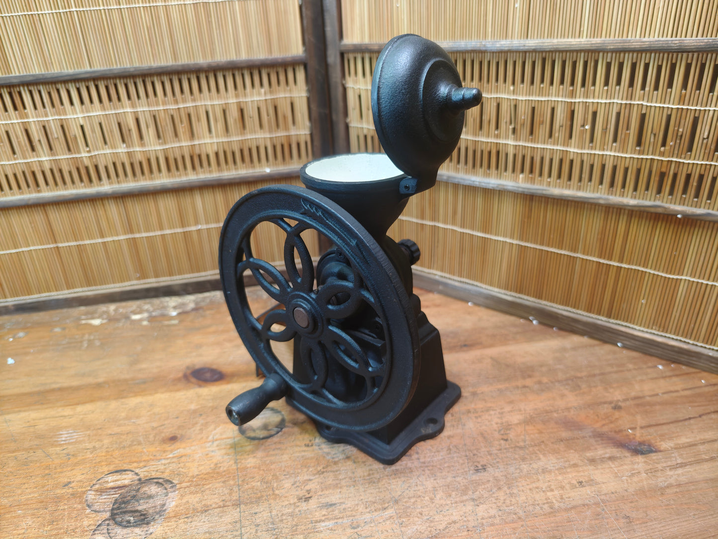Vintage Kalita Dia Mill Coffee Grinder Cast Iron Manual Grinder Japan