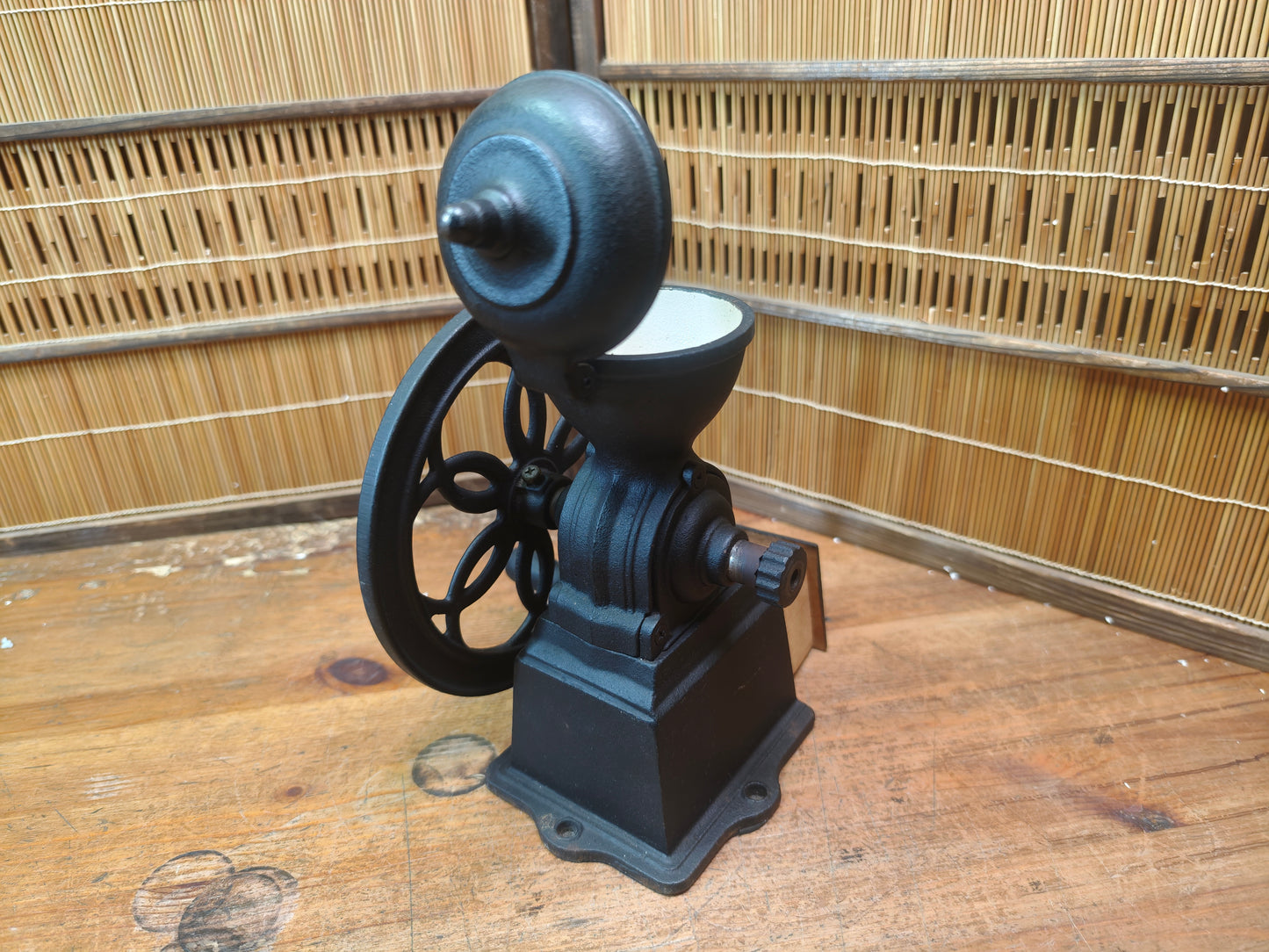 Vintage Kalita Dia Mill Coffee Grinder Cast Iron Manual Grinder Japan
