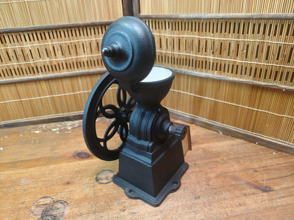 Vintage Kalita Dia Mill Coffee Grinder Cast Iron Manual Grinder Japan