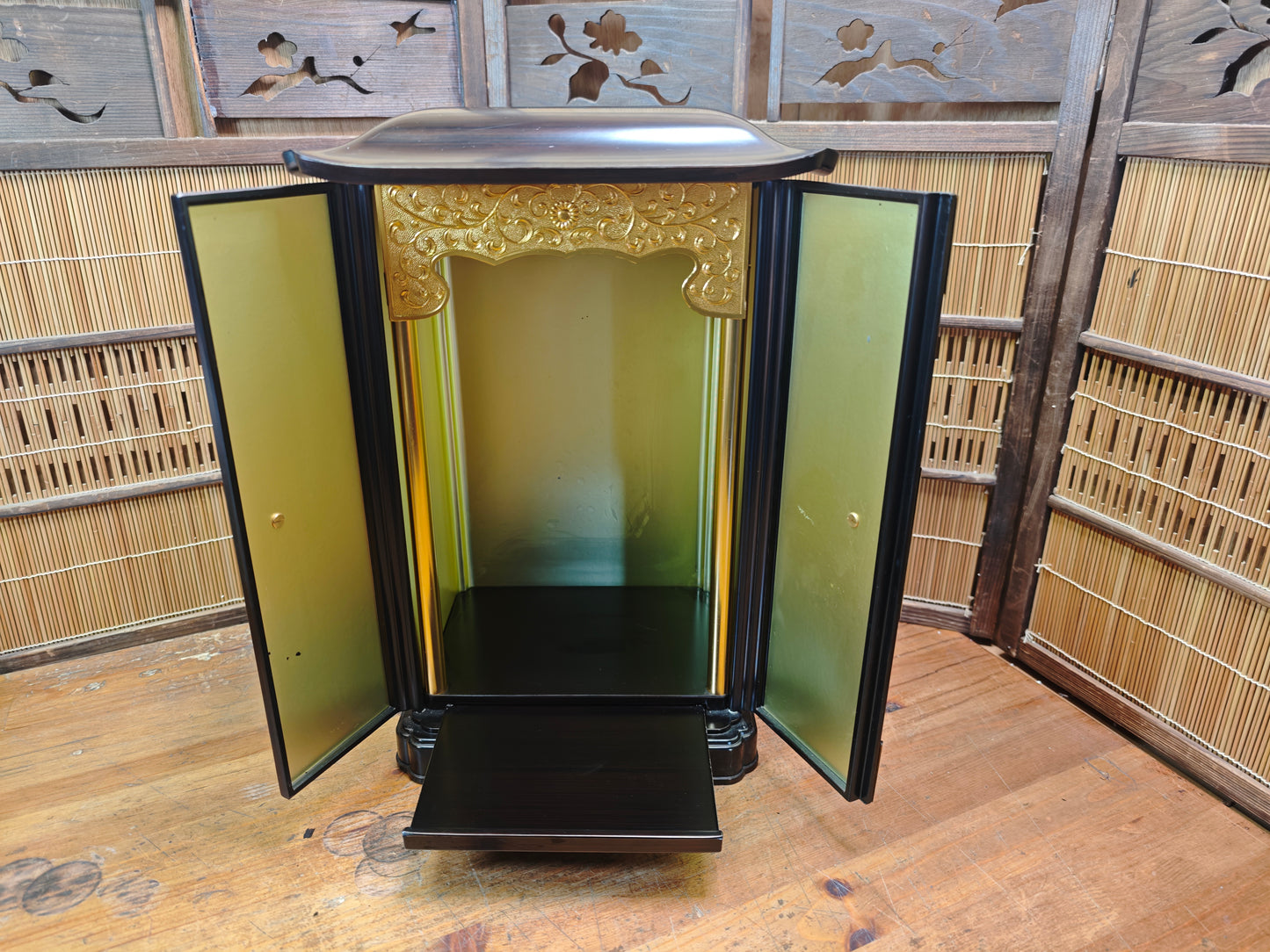 Japanese Ebony Wood Butsudan Buddhist Home Altar Shrine Kokutan