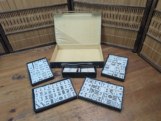 Vintage Japanese Mahjong Set 1970s Bamboo Resin Tiles Complete
