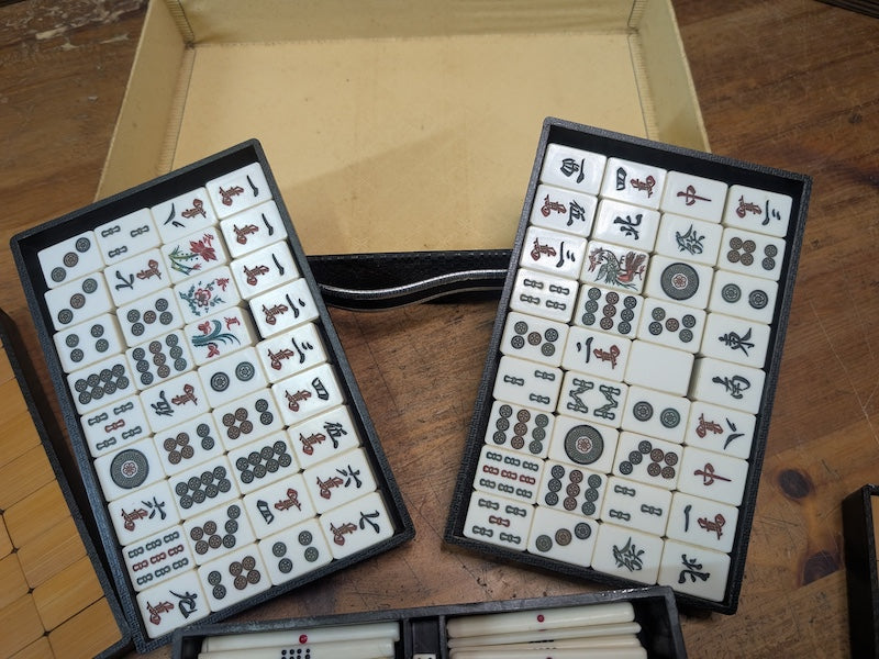 Vintage Japanese Mahjong Set 1970s Bamboo Resin Tiles Complete