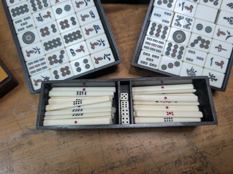Vintage Japanese Mahjong Set 1970s Bamboo Resin Tiles Complete
