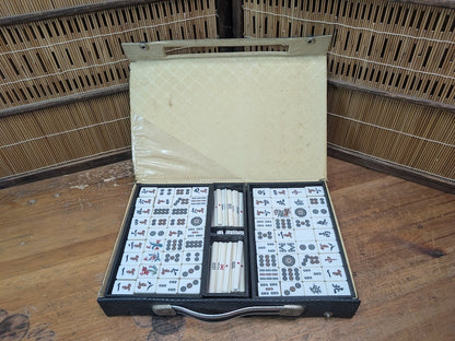 Vintage Japanese Mahjong Set 1970s Bamboo Resin Tiles Complete