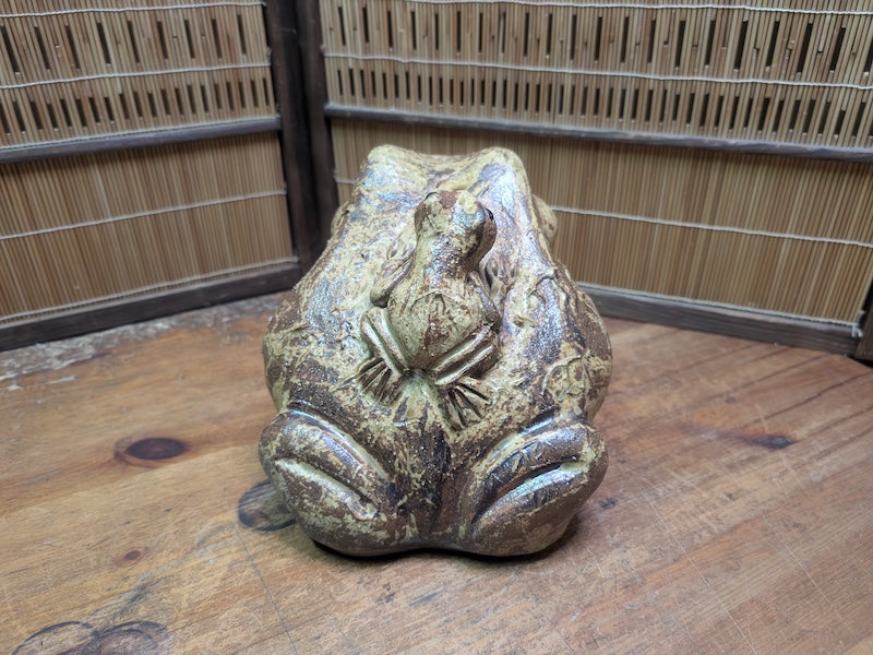 Japanese Shigaraki Ware Frog Statue Vintage Pottery Garden Ornament