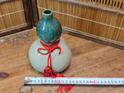 Japanese vintage Kutani Ware pottery Hyotan Vase Double Gourd Tassels