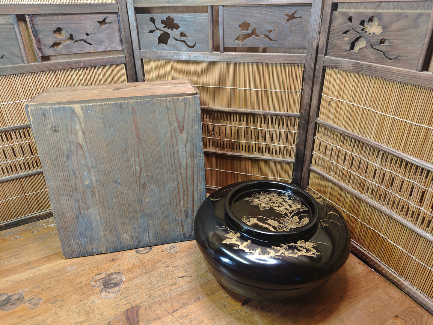 Antique Wajima Nuri Lacquer Bowl 1900s Gold Maki-e Peony Signed Box
