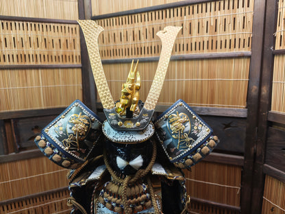 Authentic Japanese Kabuto Yoroi Armor Large Display w/ Wood Box