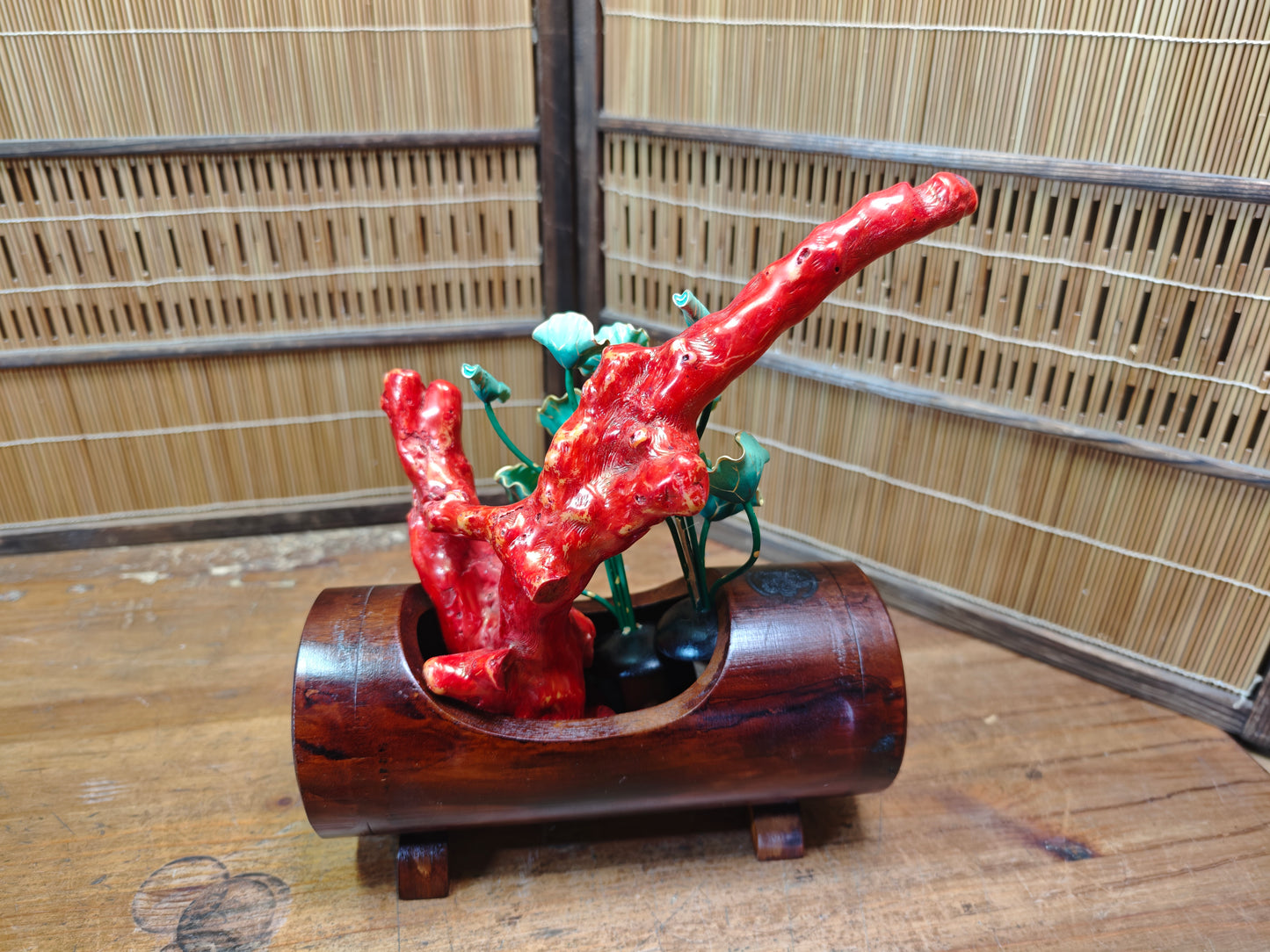Authentic 1950s Japanese Yama Sango Coral w/ Bamboo Kadai Vase Signed