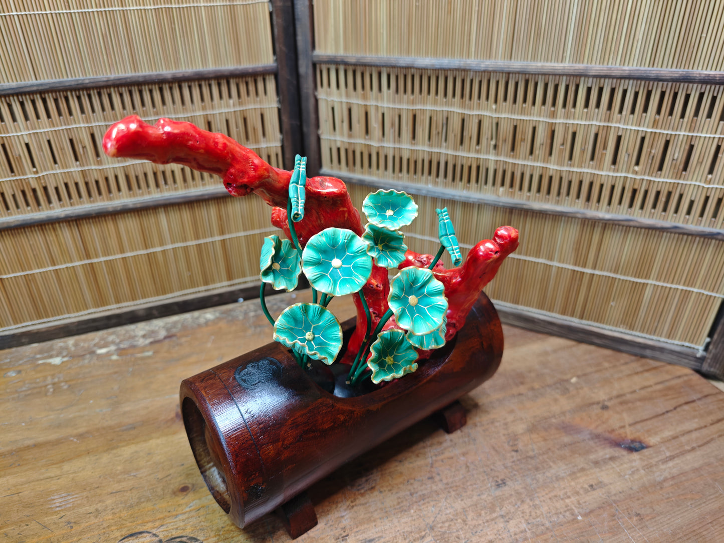 Authentic 1950s Japanese Yama Sango Coral w/ Bamboo Kadai Vase Signed