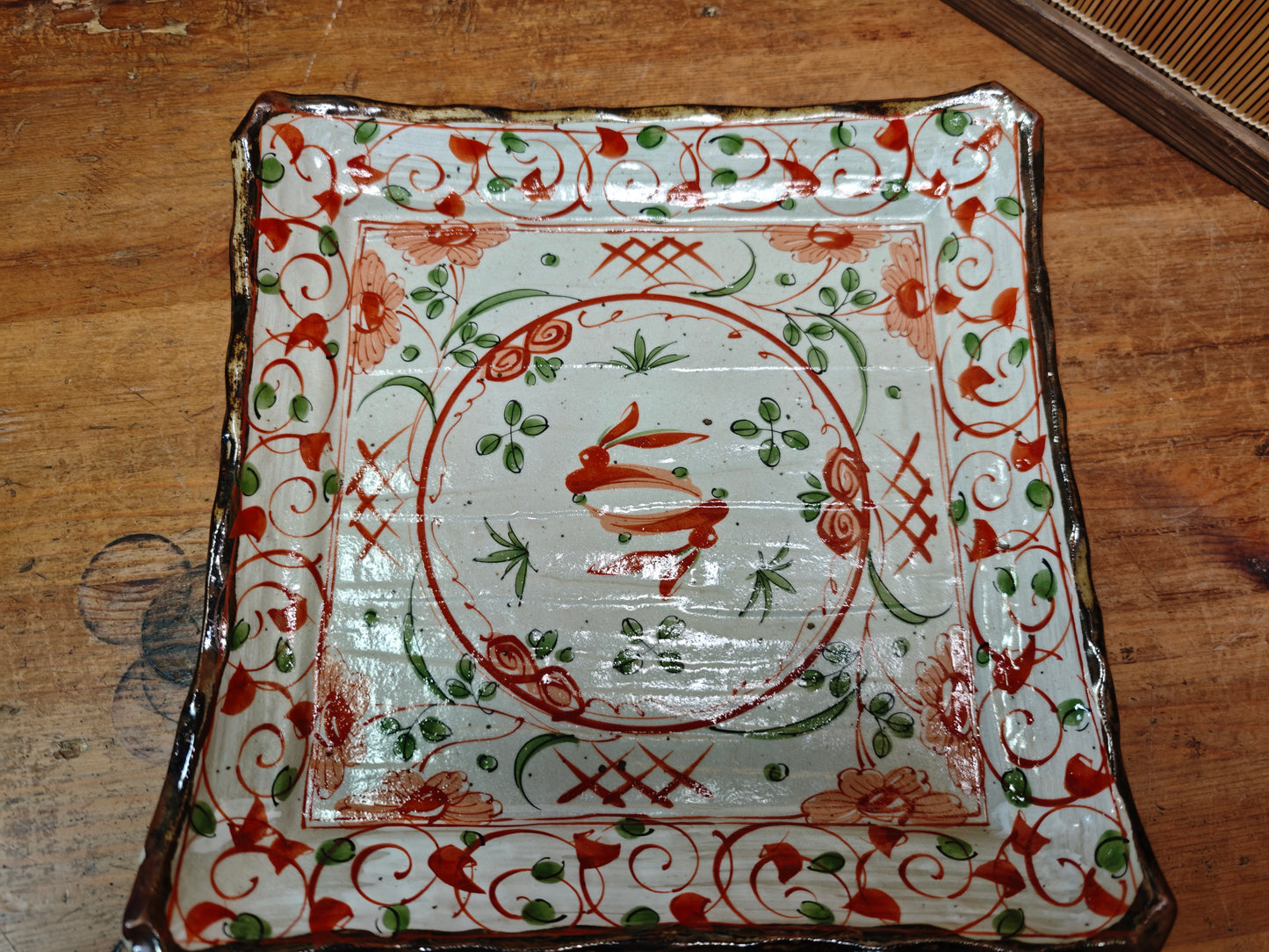 Authentic Okinawa Pottery Hand Painted Plate w Tomobako Japan