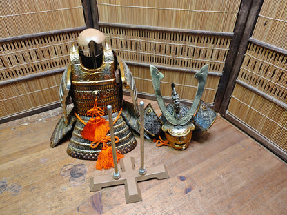 Rare Japanese Kabuto Yoroi Armor Cast Iron Samurai Display Statue Decor