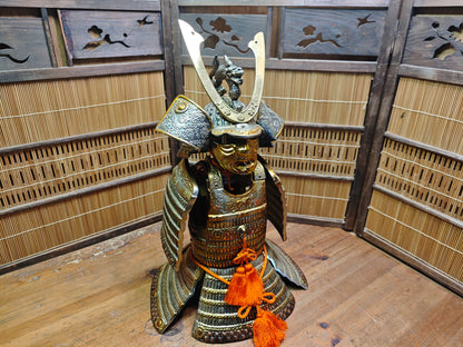 Rare Japanese Kabuto Yoroi Armor Cast Iron Samurai Display Statue Decor