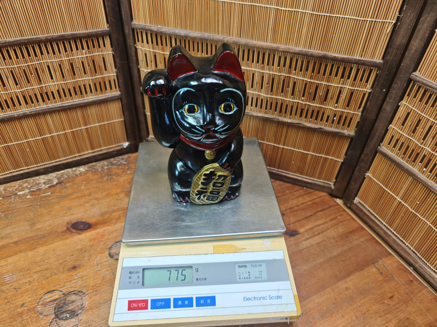 Rare Japanese Early Showa Wooden Maneki Neko Lucky Cat Folk Art Statue