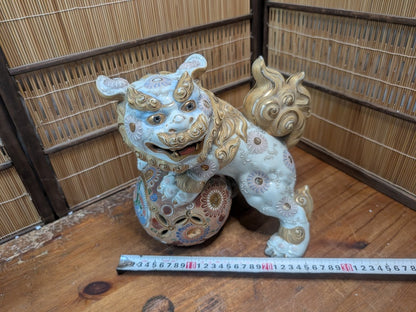 1950s Kutani Shishi Lion Statue Heavy Hand-Painted Guardian Dog Japan Auction