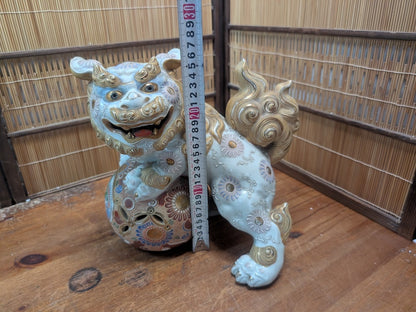 1950s Kutani Shishi Lion Statue Heavy Hand-Painted Guardian Dog Japan Auction