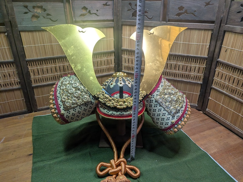 Japan Miniature Kabuto Helmet Brass & Kimono Fabric Missing Dragon Auction Japan
