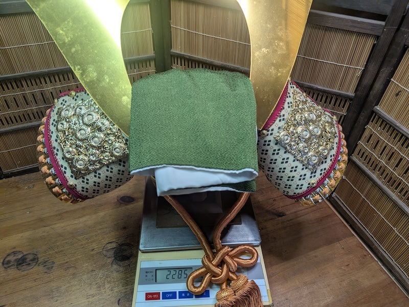 Japan Miniature Kabuto Helmet Brass & Kimono Fabric Missing Dragon Auction Japan