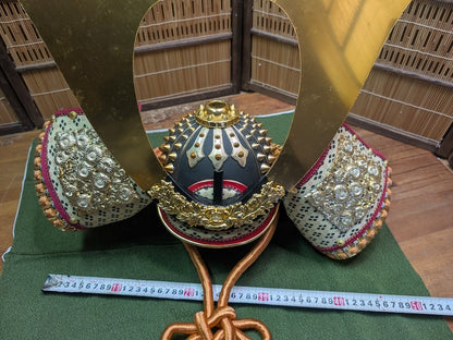 Japan Miniature Kabuto Helmet Brass & Kimono Fabric Missing Dragon Auction Japan