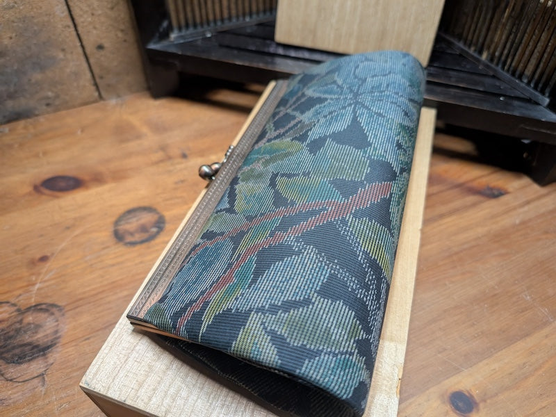Vintage Oshima Tsumugi Silk Kimono Handbag Japan Clutch Signed Wood Box Exclusive