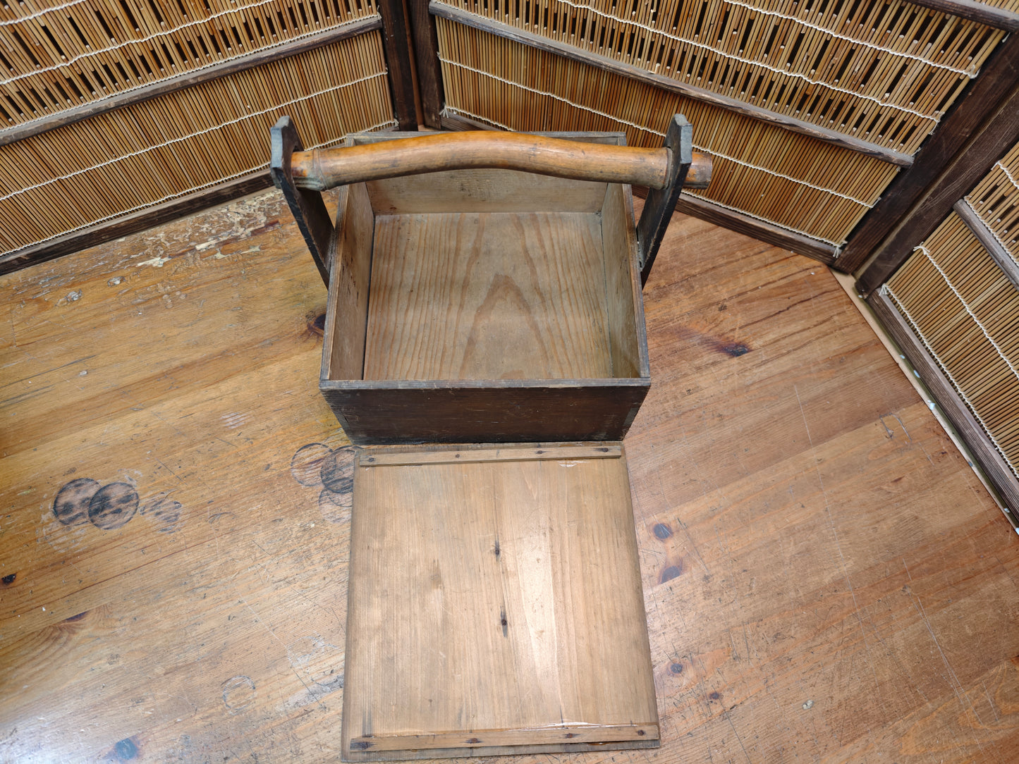 Authentic Japanese Antique Okamochi Taisho Era Demae Food Carrier Wood