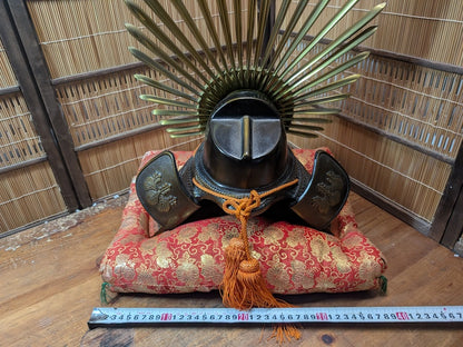 Japanese Samurai Kabuto Helmet 兜 Authentic Antique Armor Auction Japan