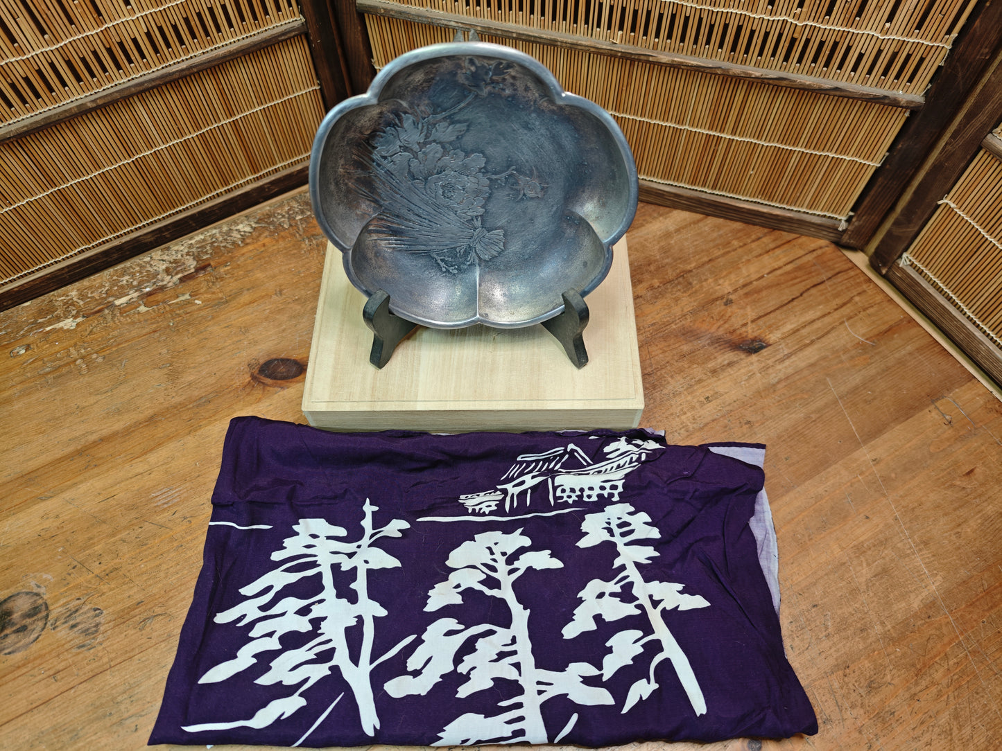1950s Japanese Nambu Iwachu Pewter Dish Wooden Box Floral Metal Bowl