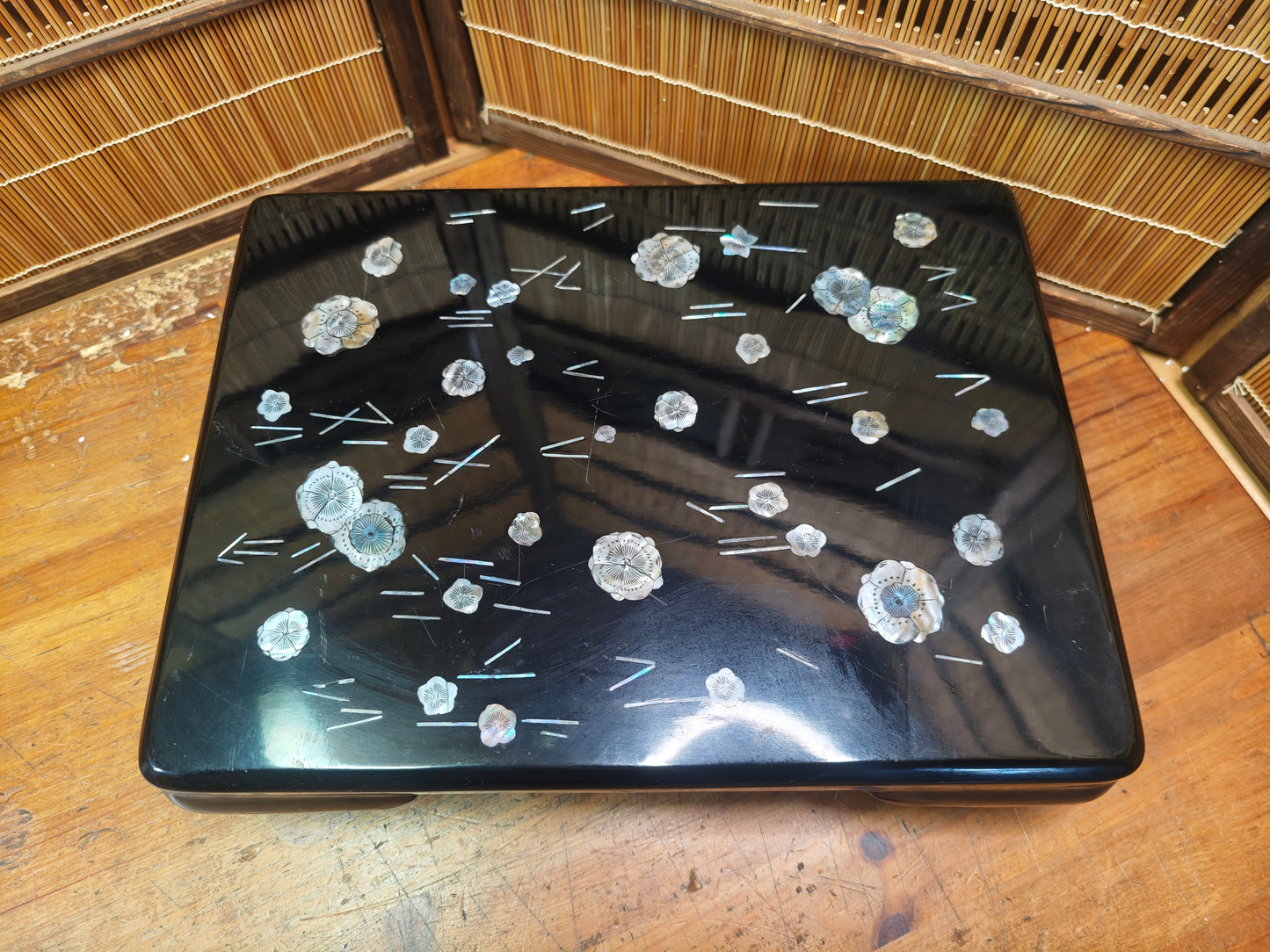 Japanese Vintage Bonsai Display Table Kadai Raden Abalone Inlay Stand
