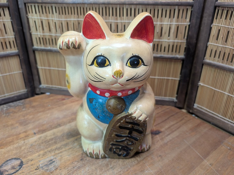 Vintage Japanese Maneki Neko 1960s Lucky Cat Showa Hand Painted Ceramic