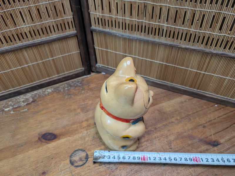 1960s Japanese Maneki Neko Lucky Cat Vintage Ceramic Figurine Japan Art