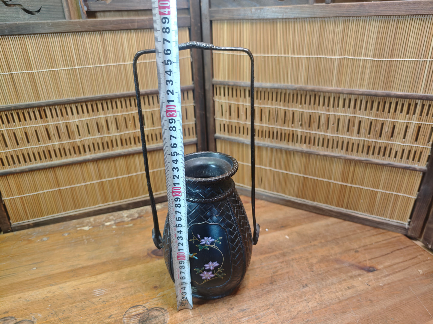 Japanese Vintage Bronze Vase Bamboo Handle Crane Motif Auction JP