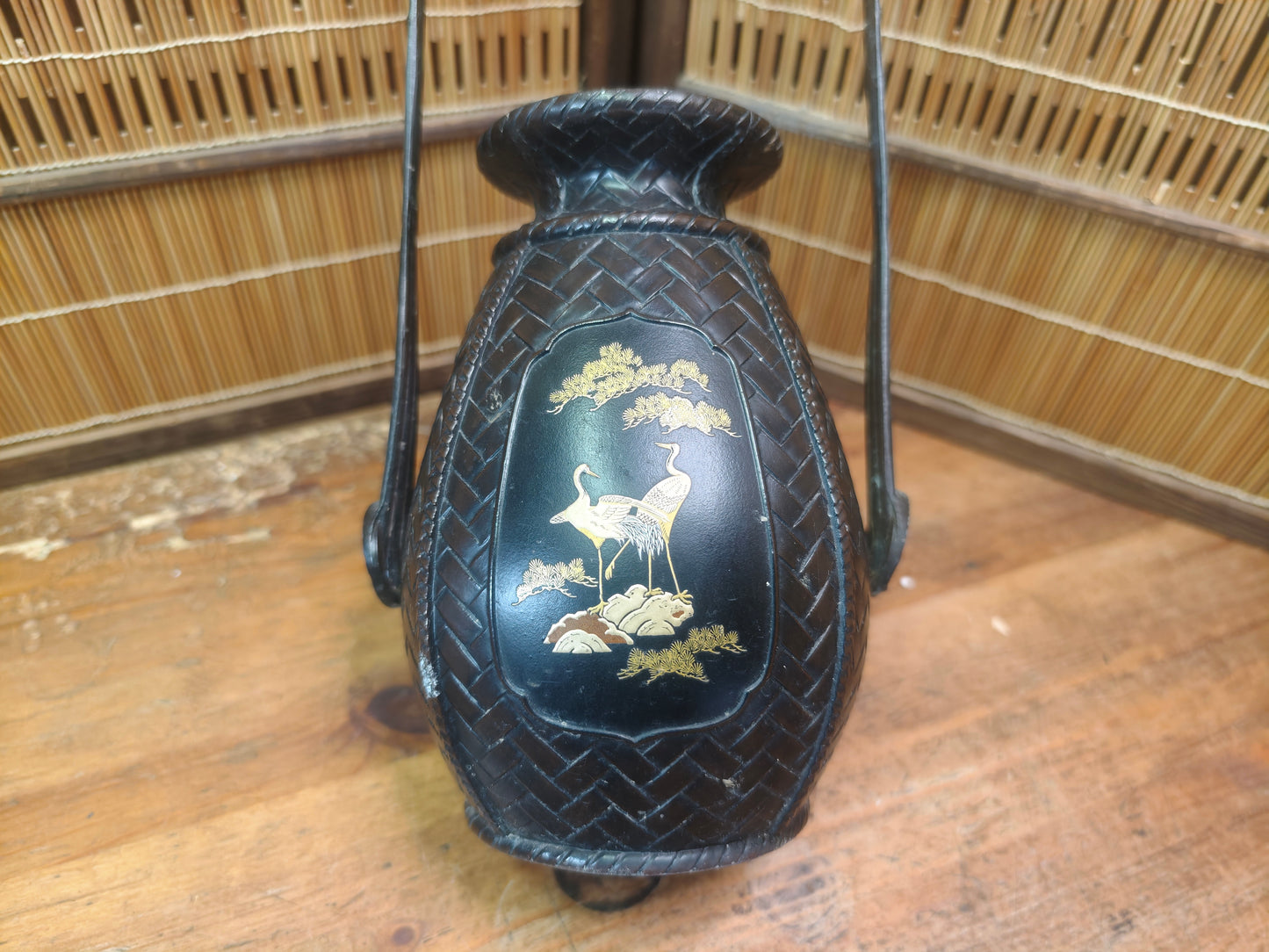 Japanese Vintage Bronze Vase Bamboo Handle Crane Motif Auction JP