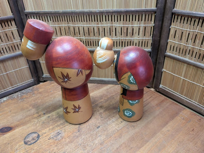 Japanese Vintage Kokeshi Doll Set Hand-Painted Couple Auction Japan