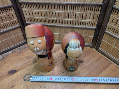 Japanese Vintage Kokeshi Doll Set Hand-Painted Couple Auction Japan